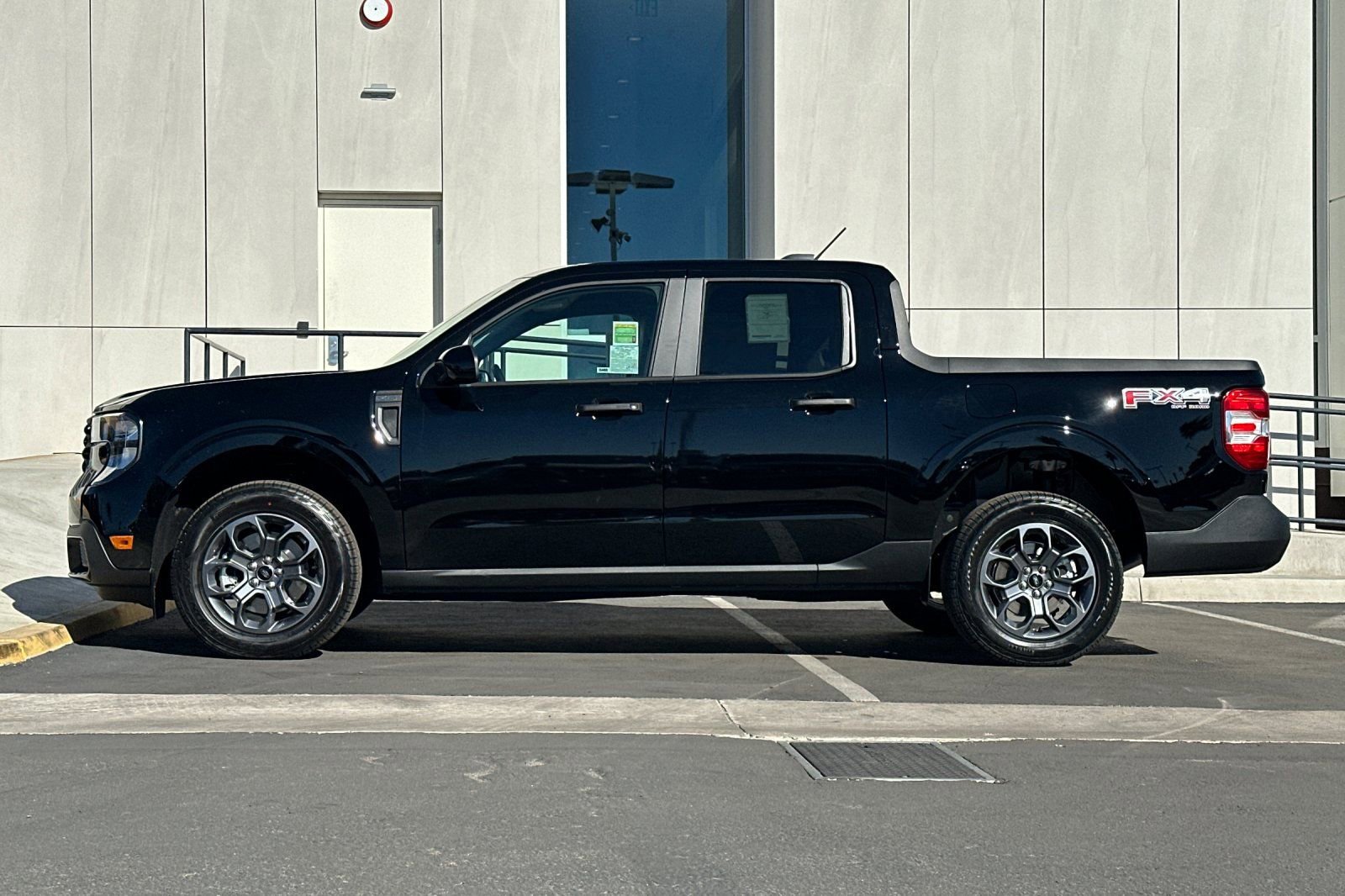 New 2026 Ford Maverick XLT w/ XLT Luxury Package image 6