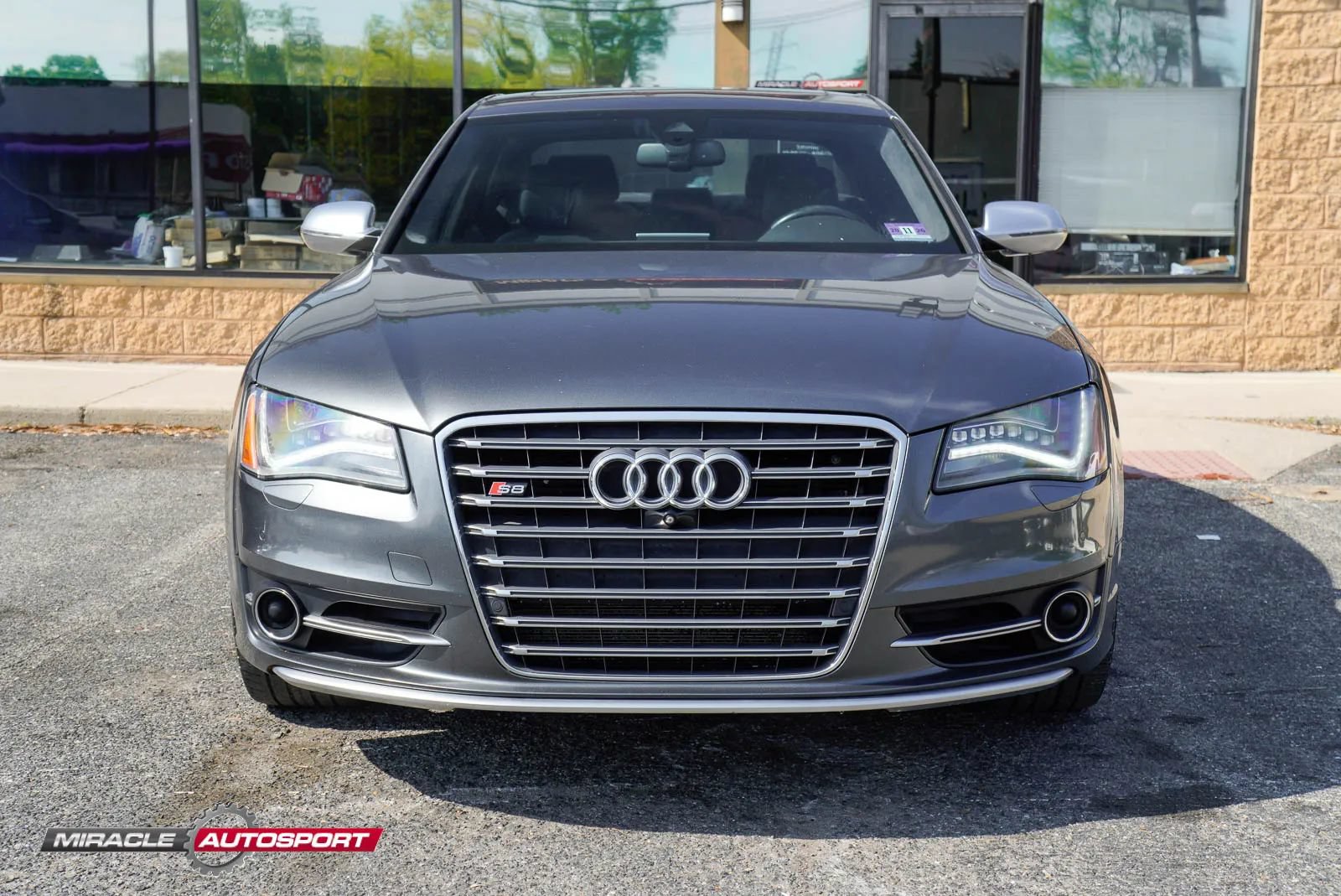 Used 2013 Audi S8 w/ Driver Assistance Pkg AWD/4WD image 2