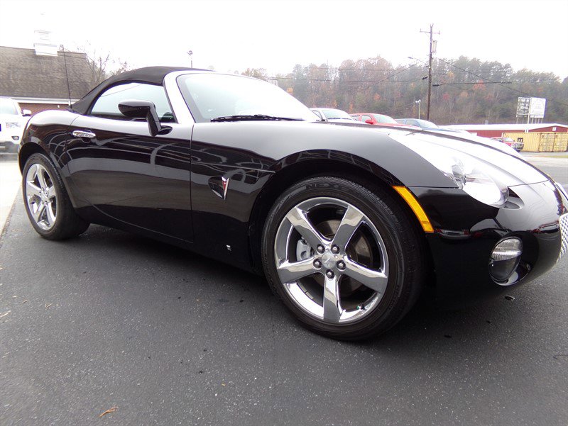 Used 2007 Pontiac Solstice Convertible w/ Premium Package image 11