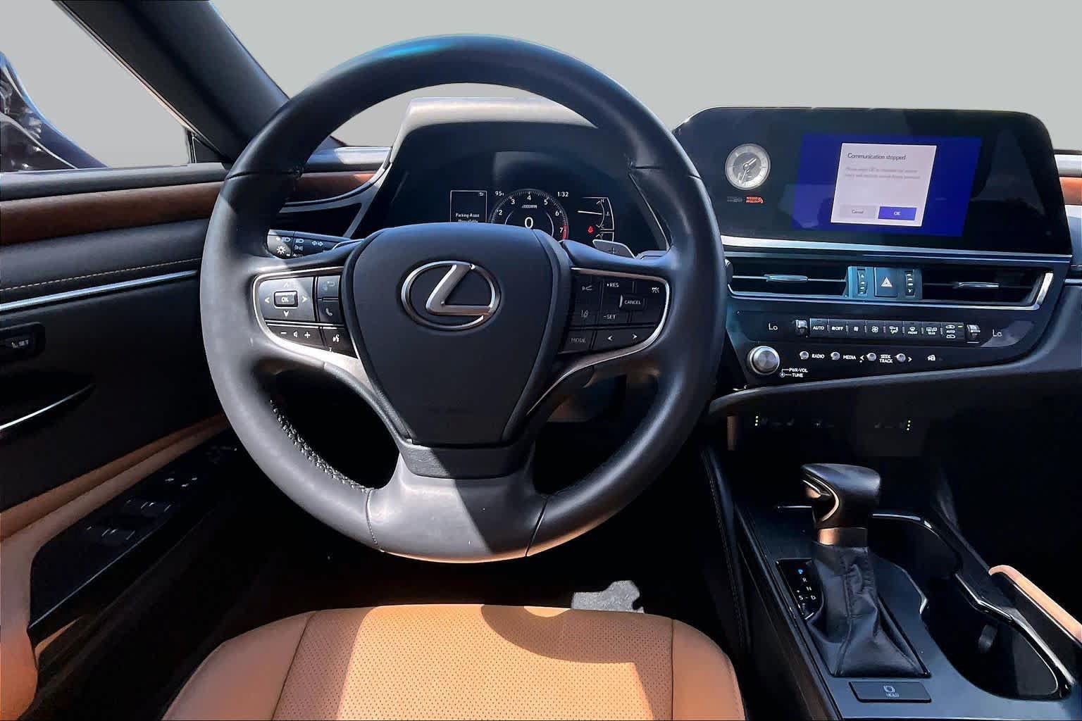 Used 2025 Lexus ES 350 w/ Premium Package FWD image 6