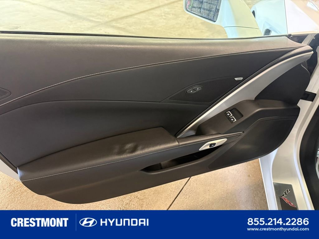 Used 2017 Chevrolet Corvette Stingray Coupe w/ Carbon Flash Badge Package image 23