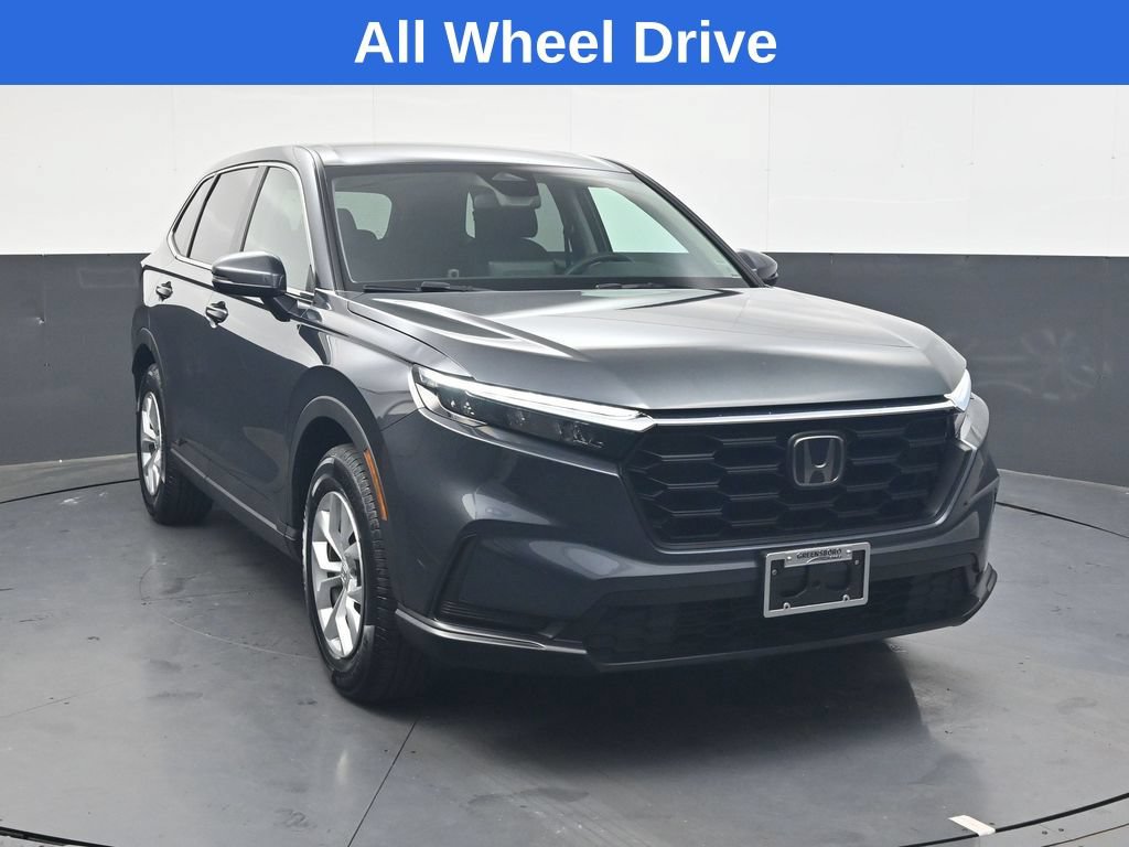 Used 2025 Honda CR-V LX image 2