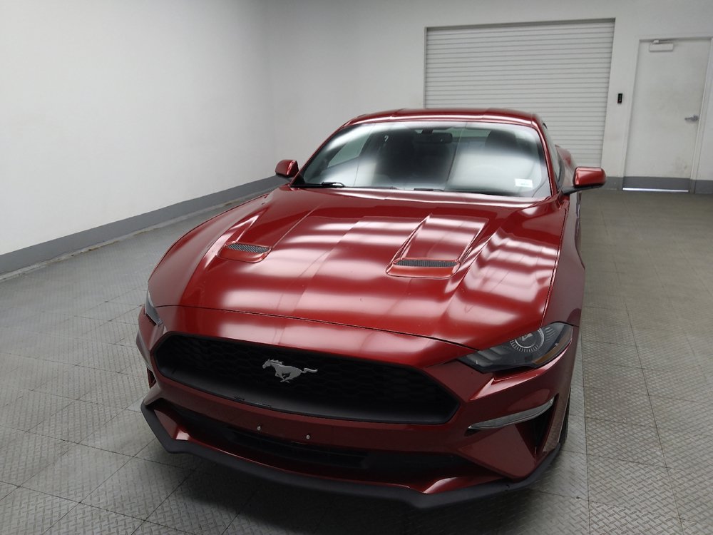 Used 2018 Ford Mustang Coupe RWD image 15