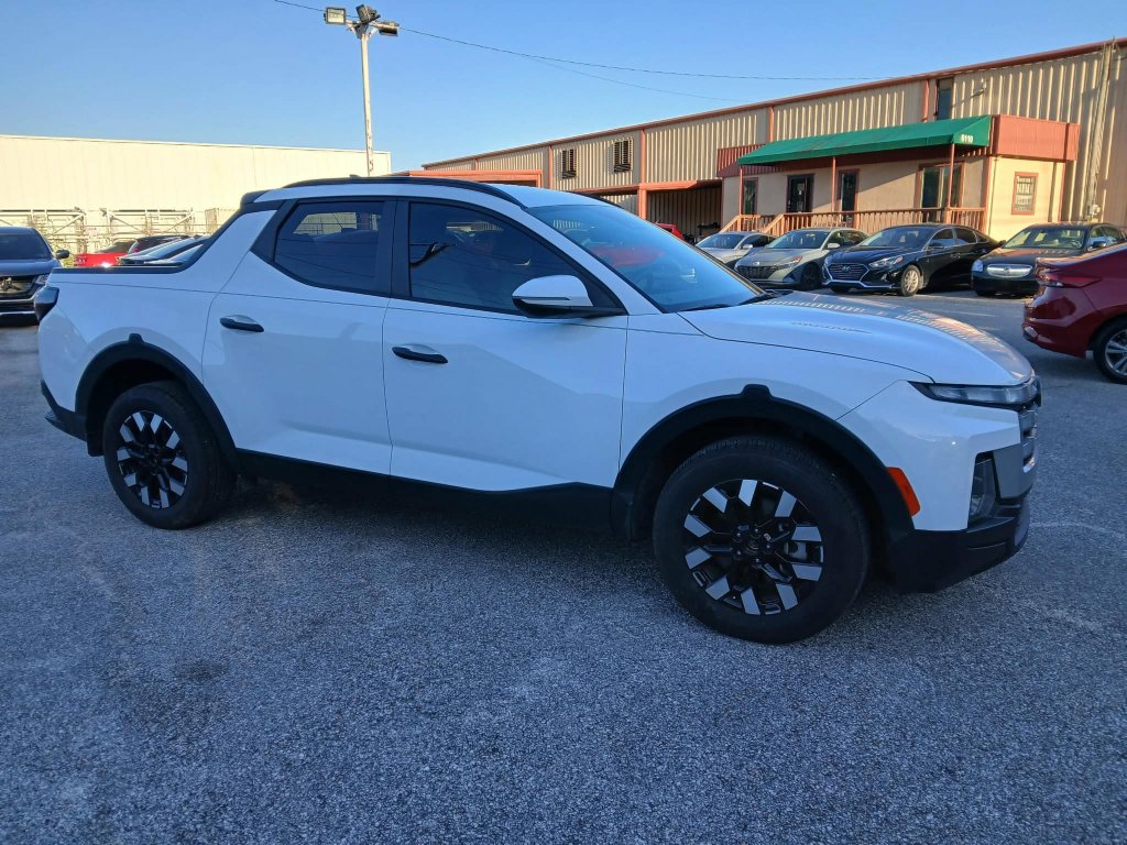Used 2026 Hyundai Santa Cruz SEL FWD image 3