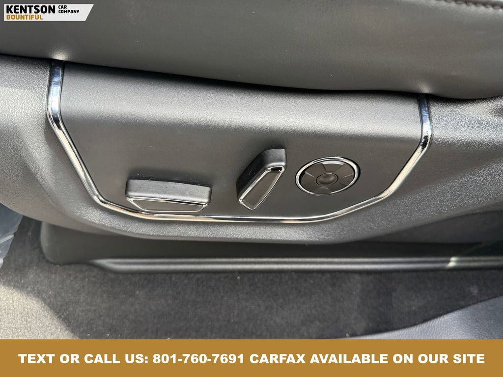 Used 2024 Ford Expedition Platinum image 36