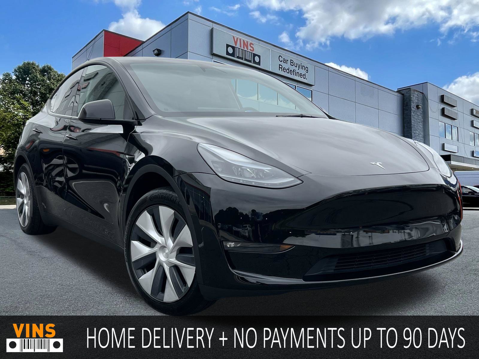 Used 2023 Tesla Model Y Long Range AWD/4WD image 1