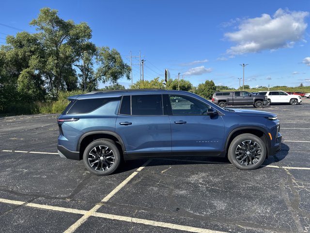 New 2026 Chevrolet Traverse LT w/ Sun and Wheel Package image 4