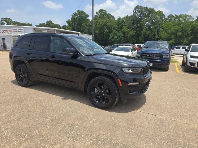 Certified 2025 Jeep Grand Cherokee Limited w/ Luxury Tech Group II image 18