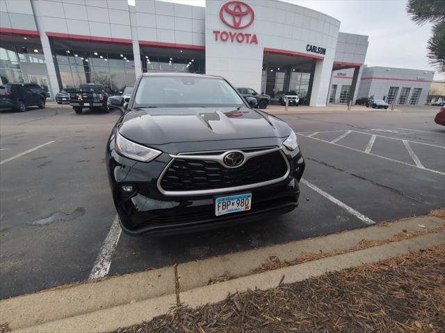 Used 2020 Toyota Highlander LE image 8
