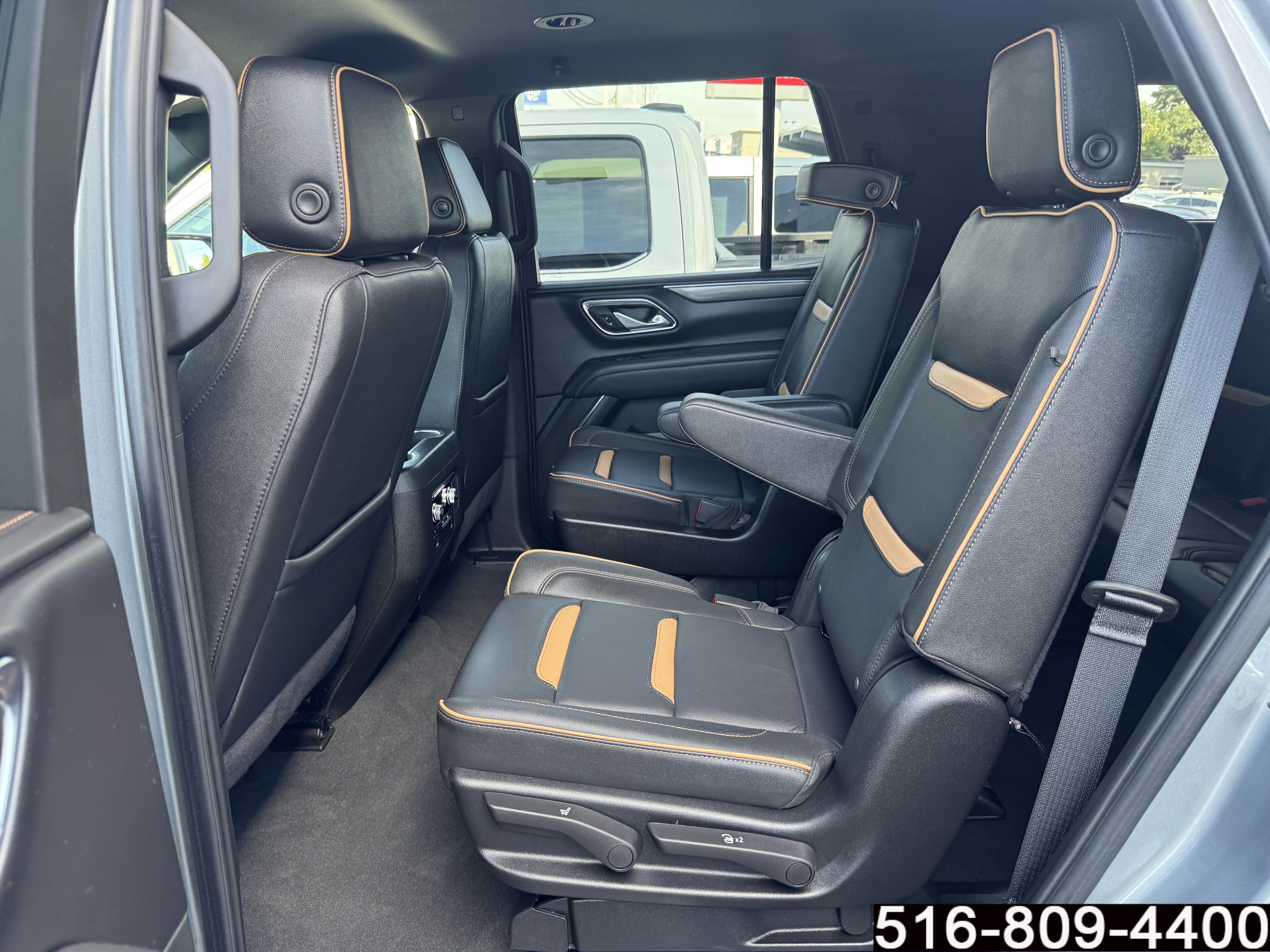 Used 2024 GMC Yukon AT4 AWD/4WD image 35