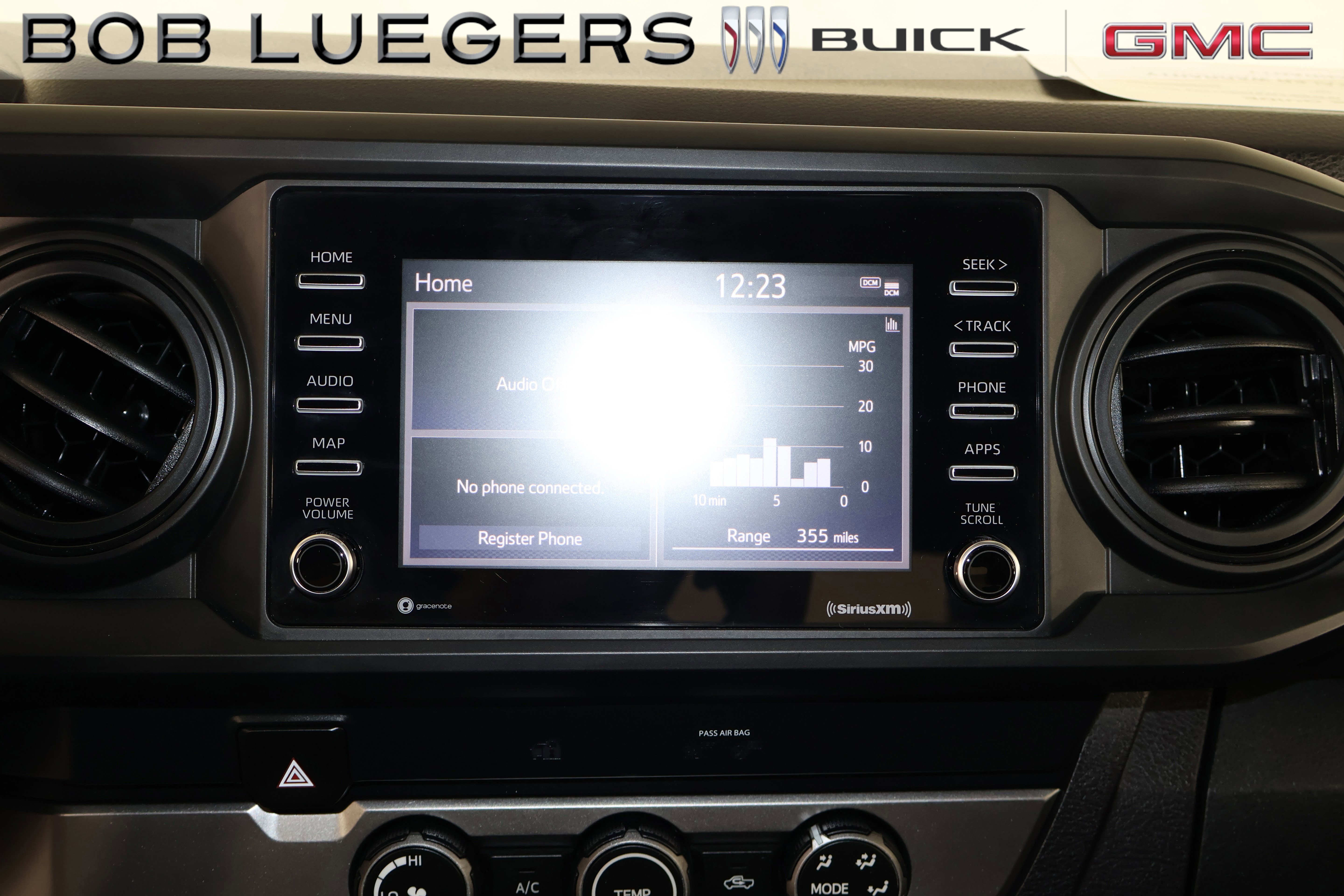 Used 2022 Toyota Tacoma SR RWD image 16