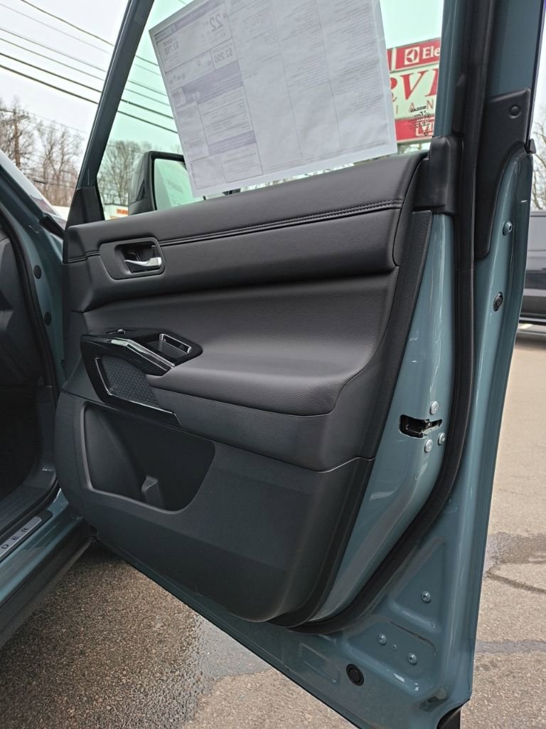 New 2026 Nissan Pathfinder Platinum image 25