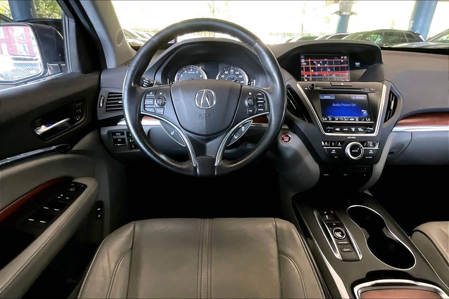 Used 2017 Acura MDX SH-AWD image 5