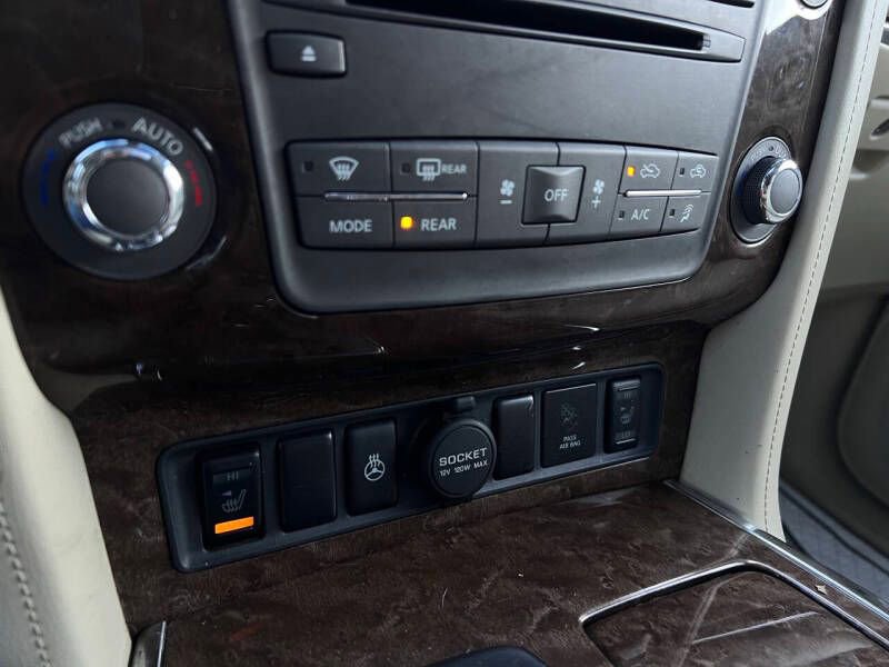 Used 2017 INFINITI QX80 Limited w/ All Season Package image 21