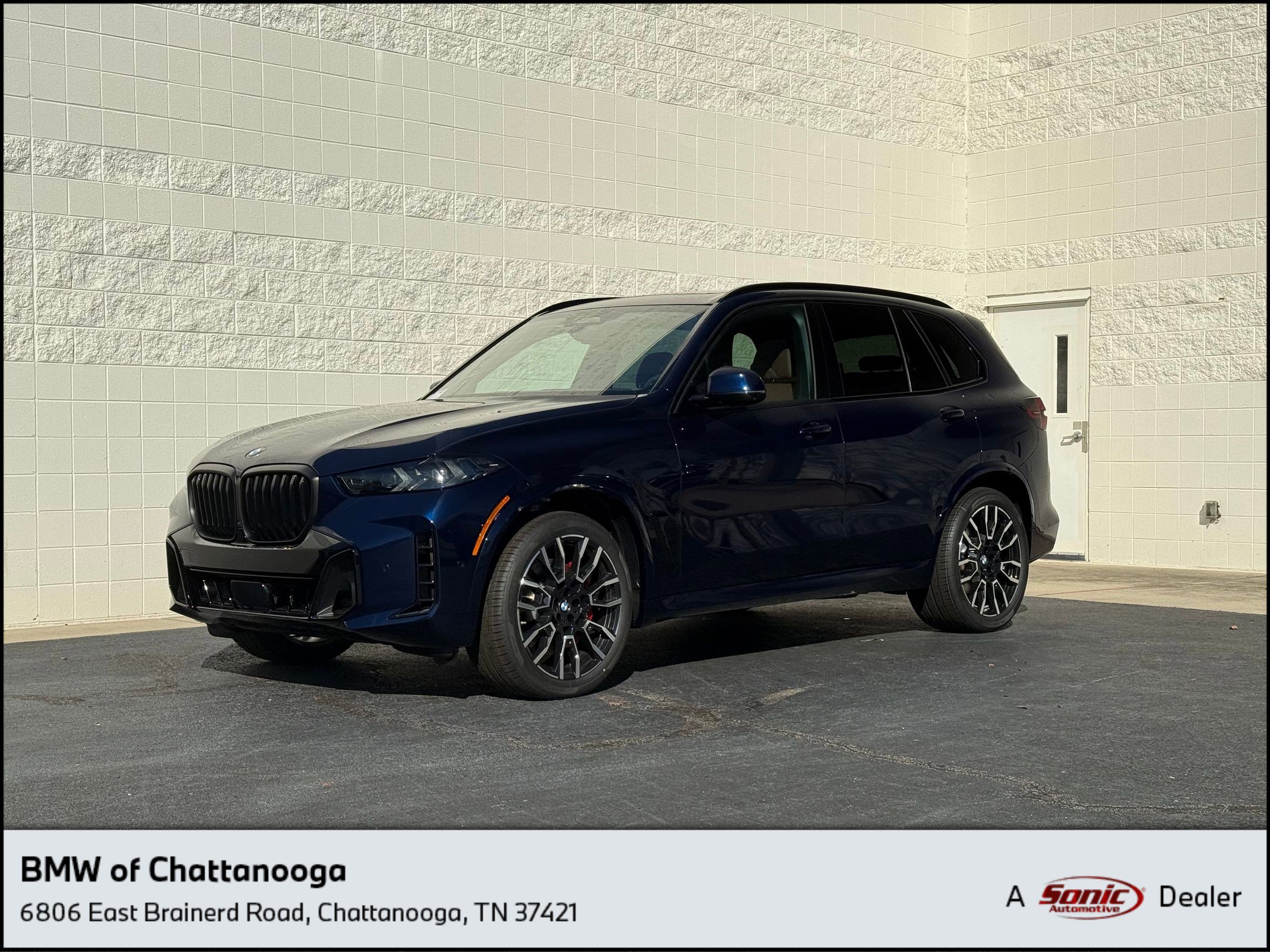 New 2026 BMW X5 xDrive40i w/ M Sport Package image 1