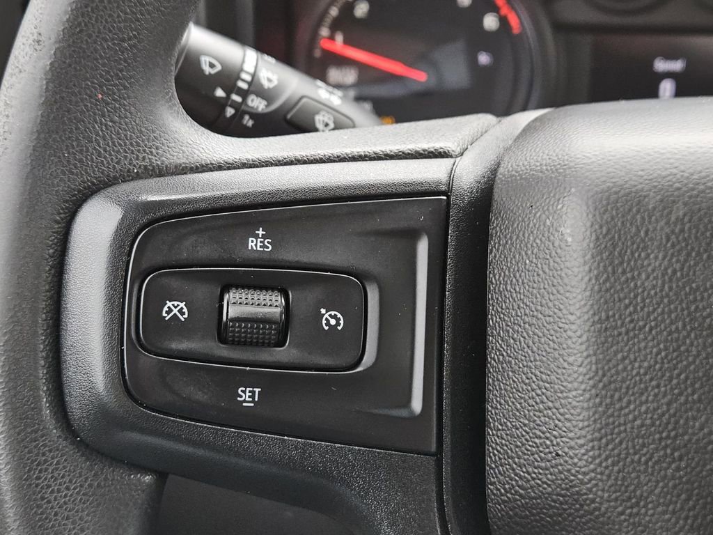 Used 2022 Chevrolet Silverado 1500 Custom image 18