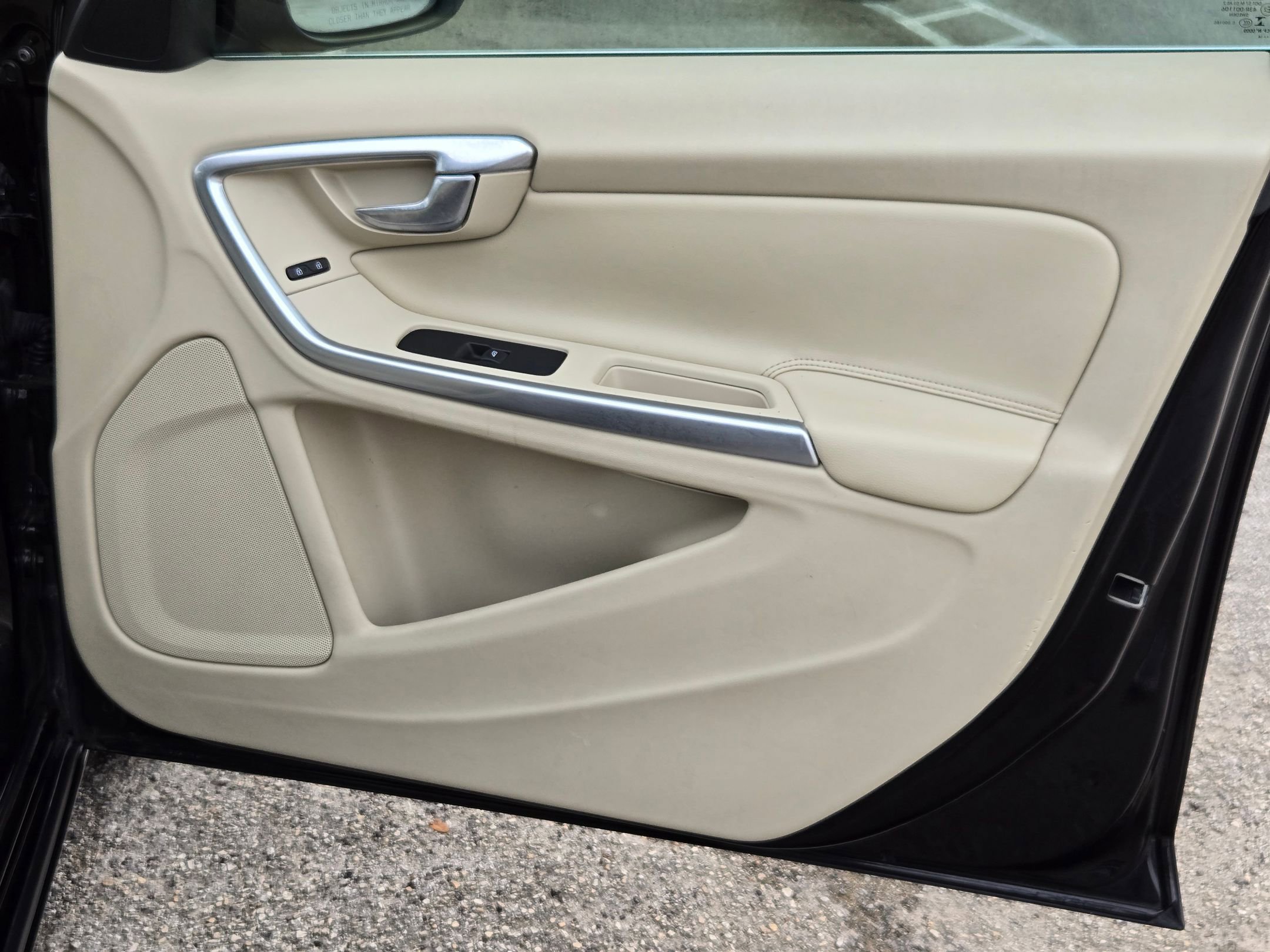 Used 2015 Volvo S60 T5 Premier image 28