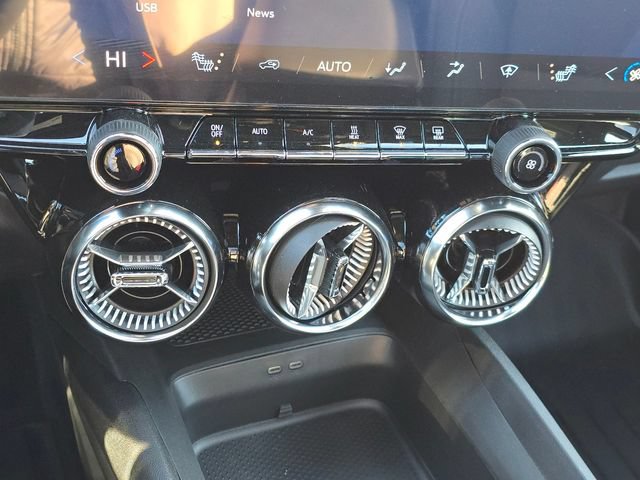 New 2026 Chevrolet Blazer EV LT AWD/4WD image 31