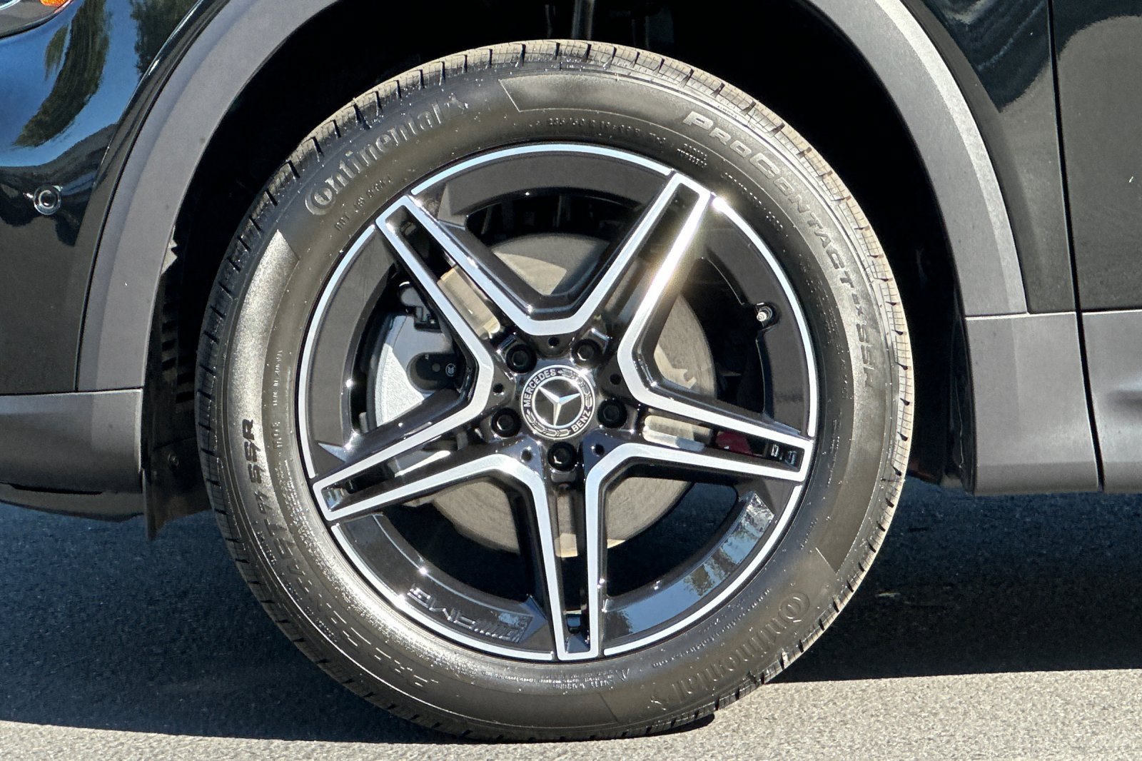 New 2026 Mercedes-Benz GLB 250 4MATIC image 25