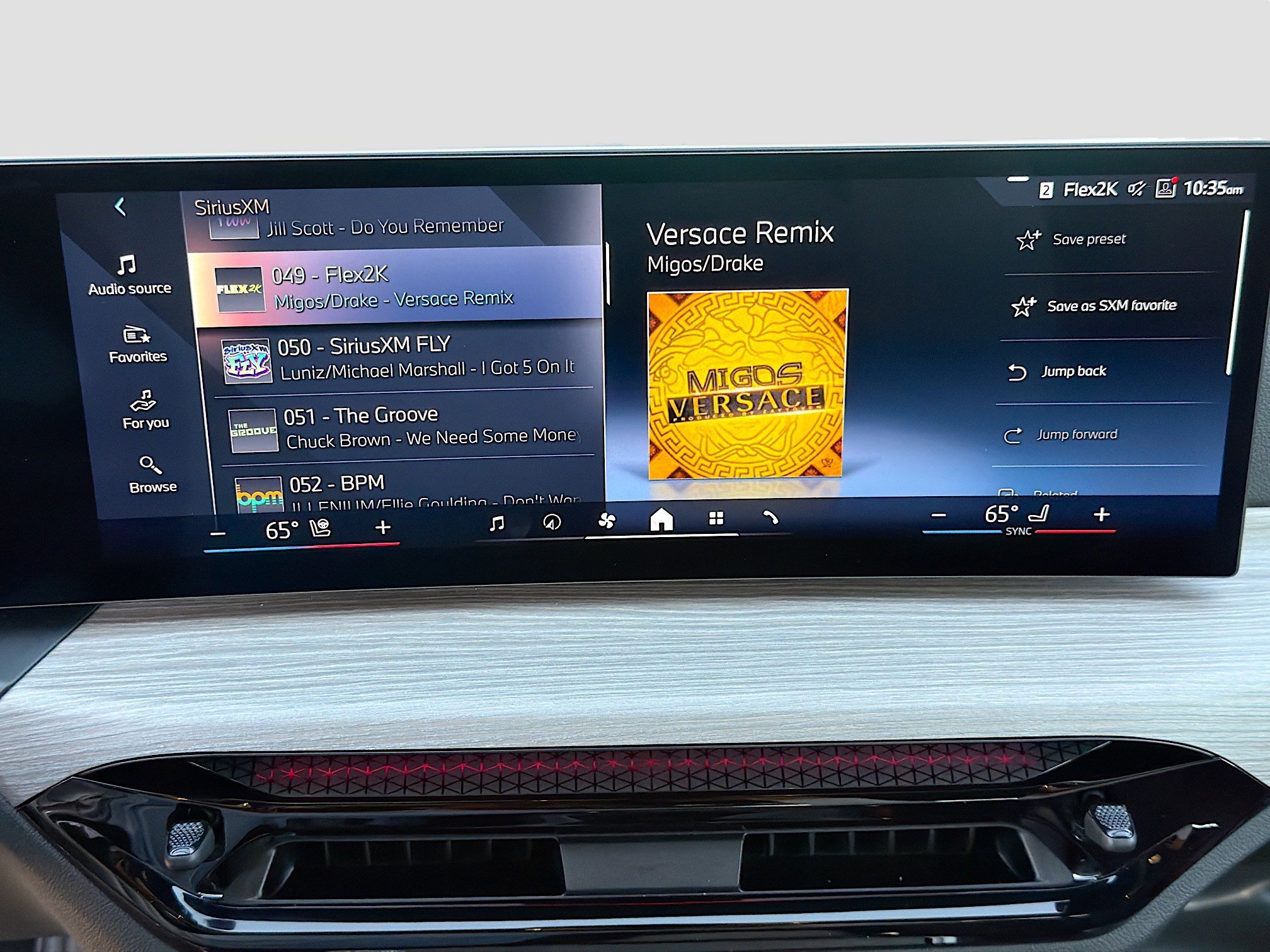 Used 2025 BMW 330i Sedan image 32