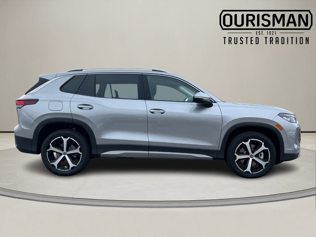 New 2026 Volkswagen Tiguan SE image 3