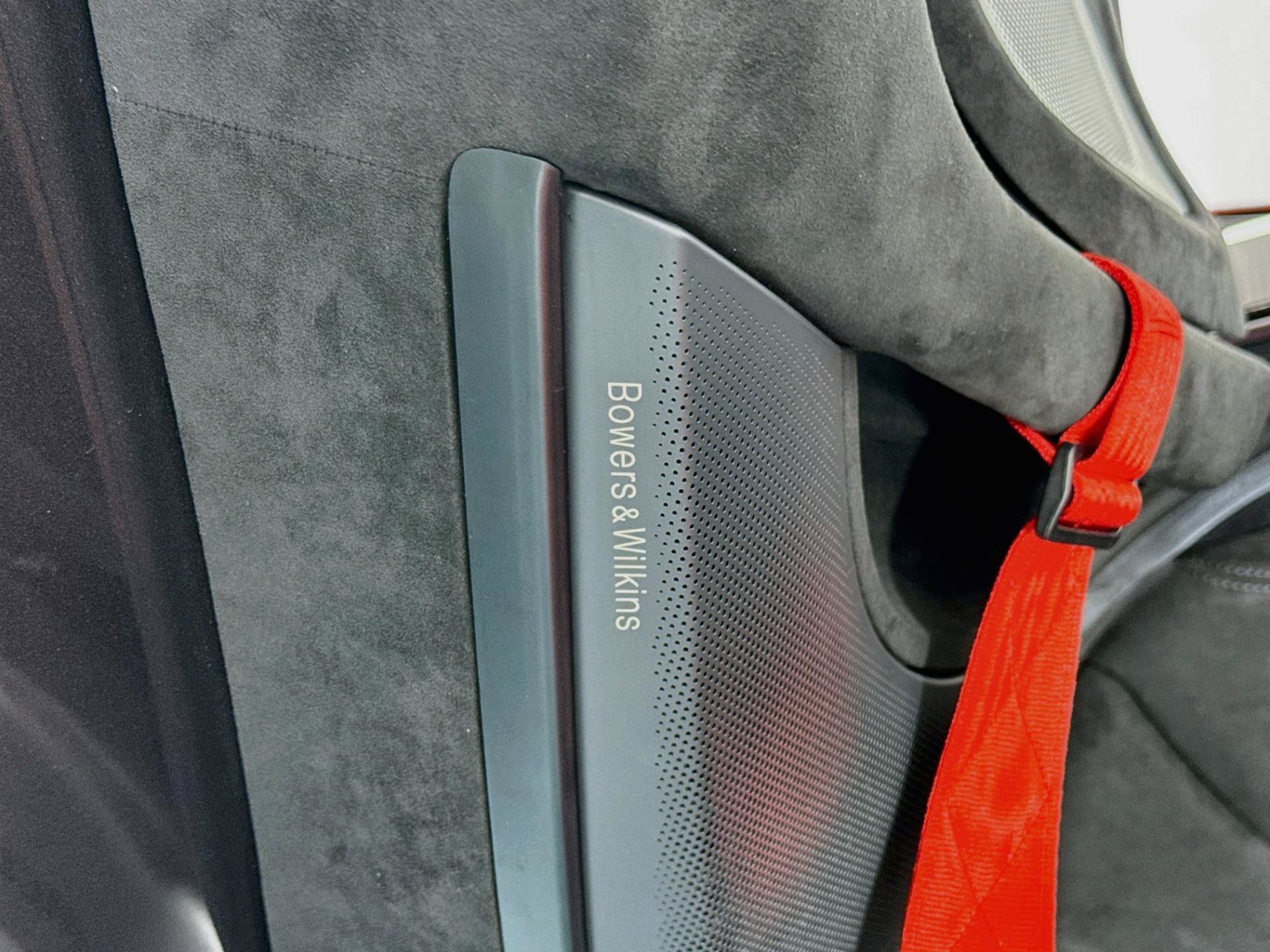 Used 2020 McLaren 620R RWD image 20