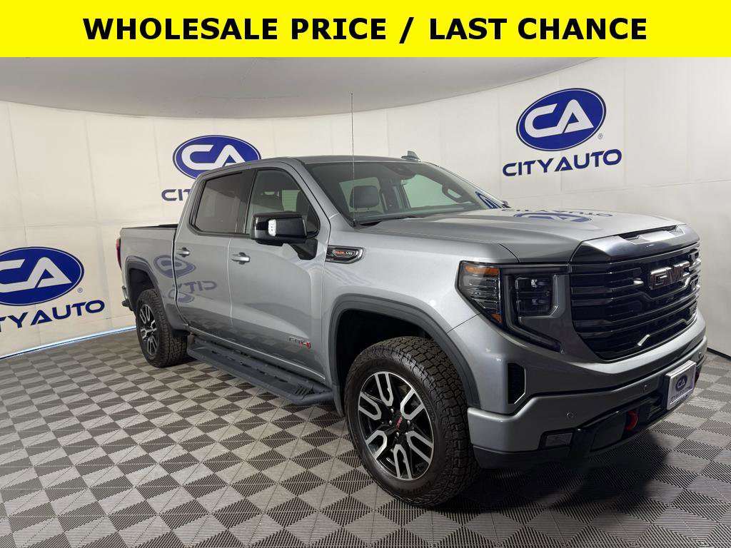 Used 2024 GMC Sierra 1500 AT4 w/ Technology Package image 1