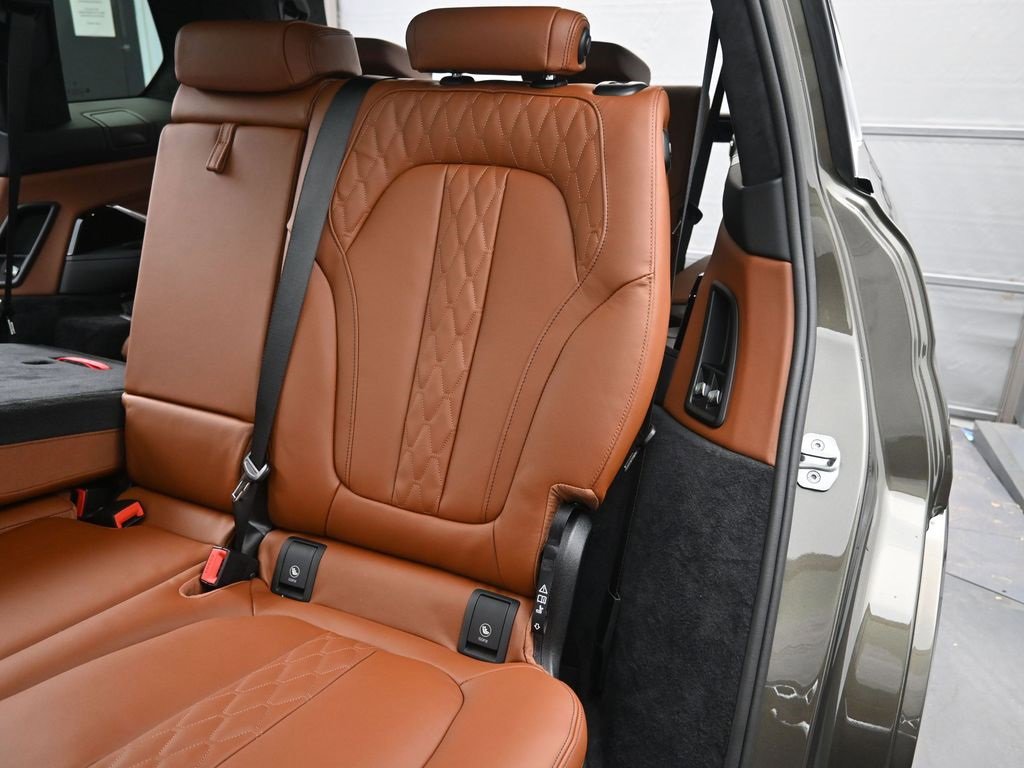 New 2026 BMW X7 xDrive40i w/ M Sport Package image 46