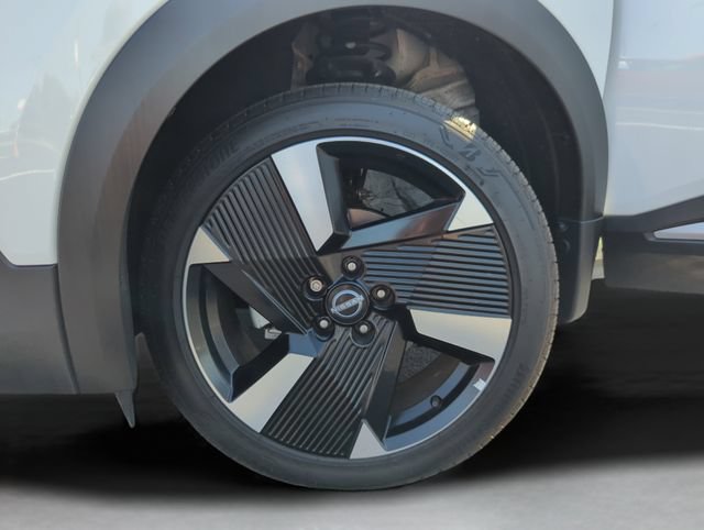 Certified 2025 Nissan Kicks SR FWD image 47