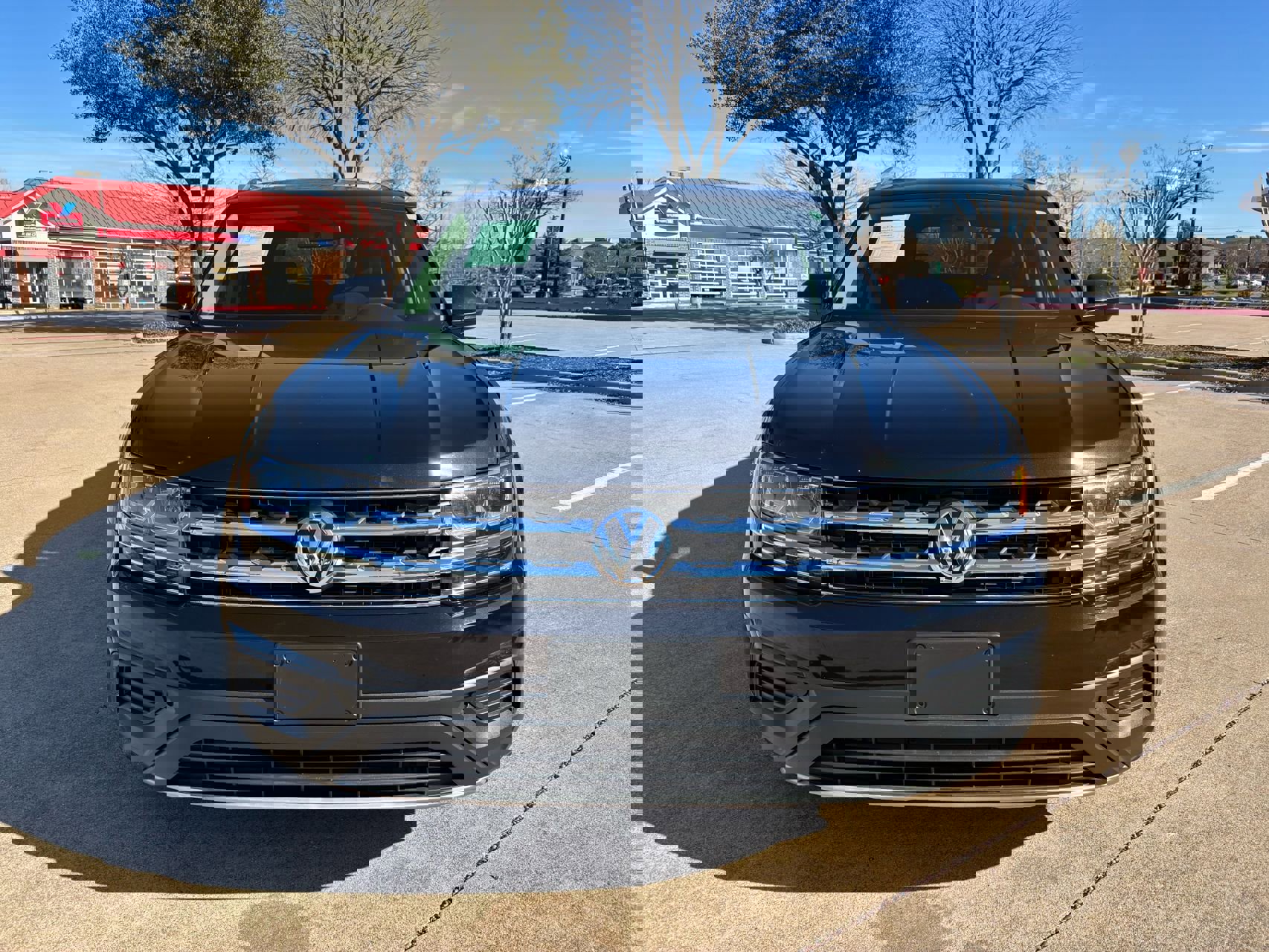 Used 2018 Volkswagen Atlas Launch Edition image 2