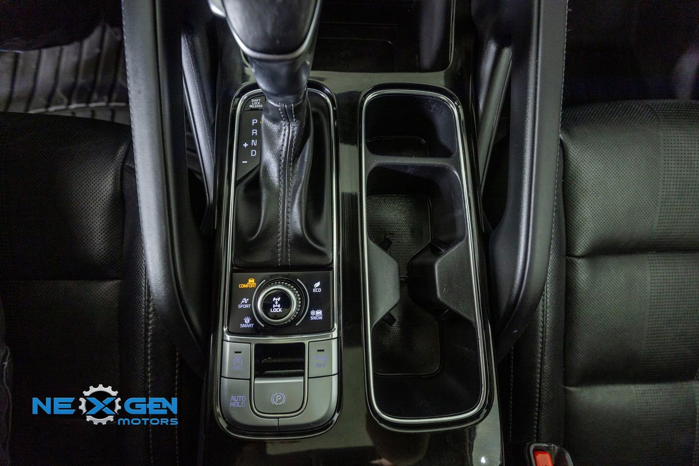 Used 2020 Kia Telluride EX w/ EX Premium Package image 23