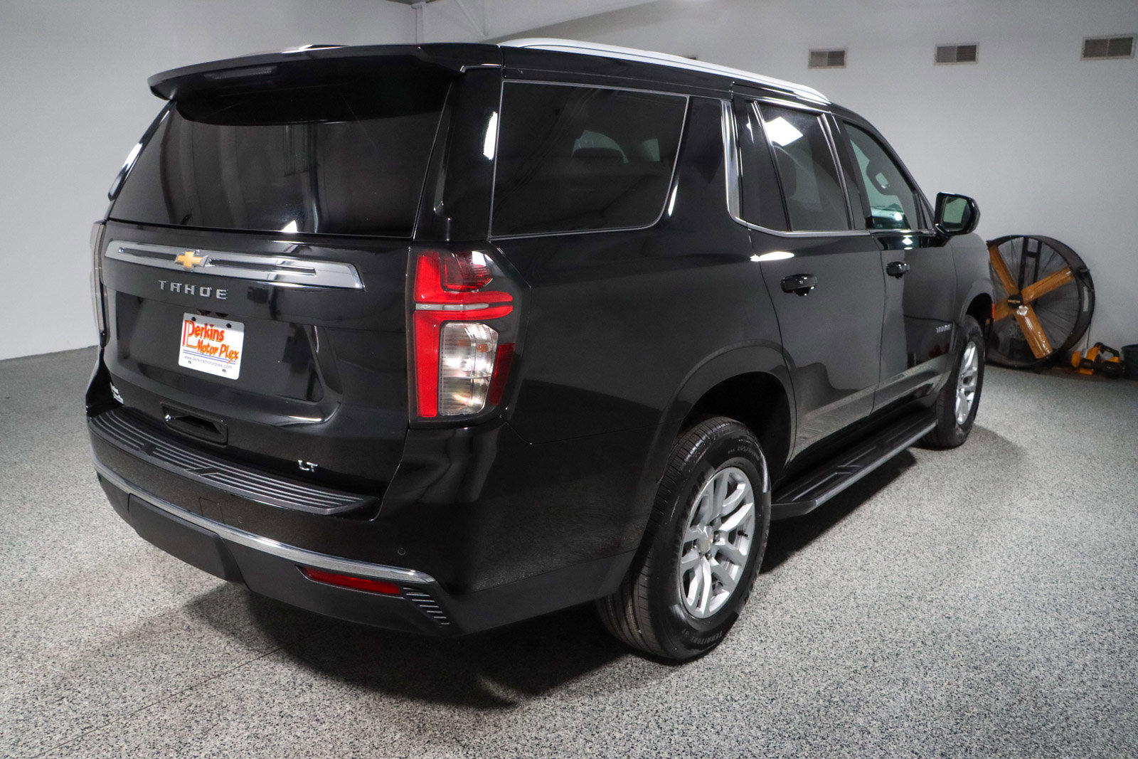 Used 2023 Chevrolet Tahoe LT RWD image 7