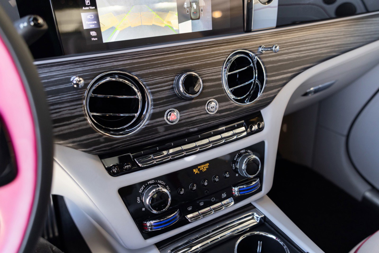 Used 2024 Rolls-Royce Spectre w/ Spectre Launch Package AWD/4WD image 30