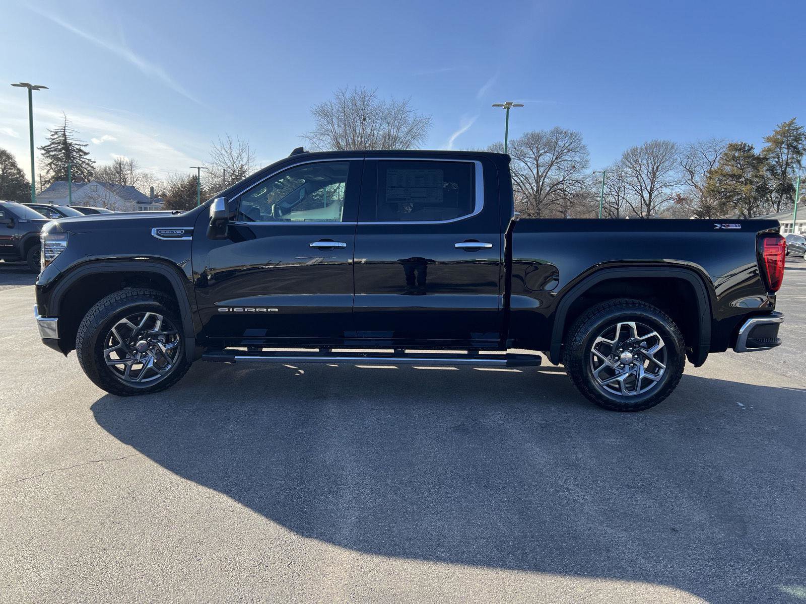 New 2026 GMC Sierra 1500 SLT w/ SLT Premium Plus Package image 12