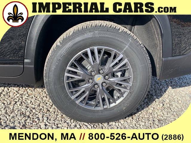 New 2026 Chevrolet Traverse LT w/ Driver Confidence Package image 8