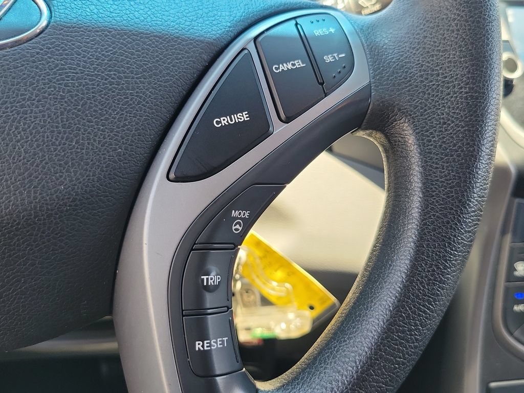 Used 2015 Hyundai Elantra SE w/ Option Group 02 FWD image 24