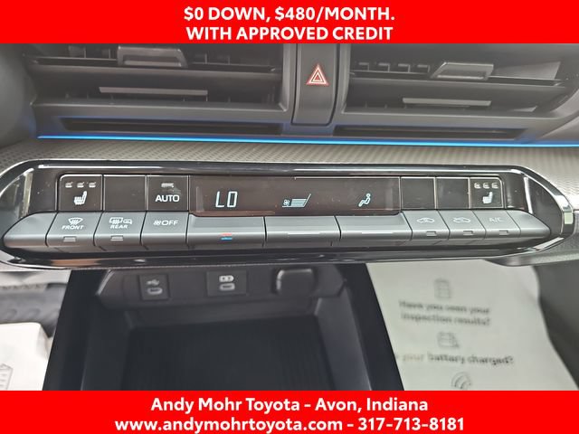 Used 2024 Toyota Prius XLE FWD image 21