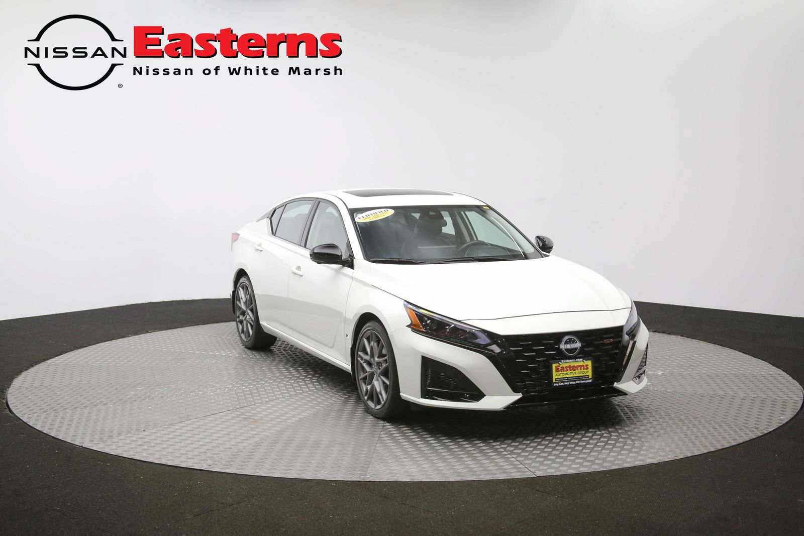 Used 2023 Nissan Altima 2.0 SR FWD image 49