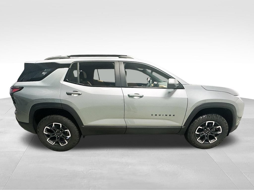 New 2026 Chevrolet Equinox ACTIV FWD image 11