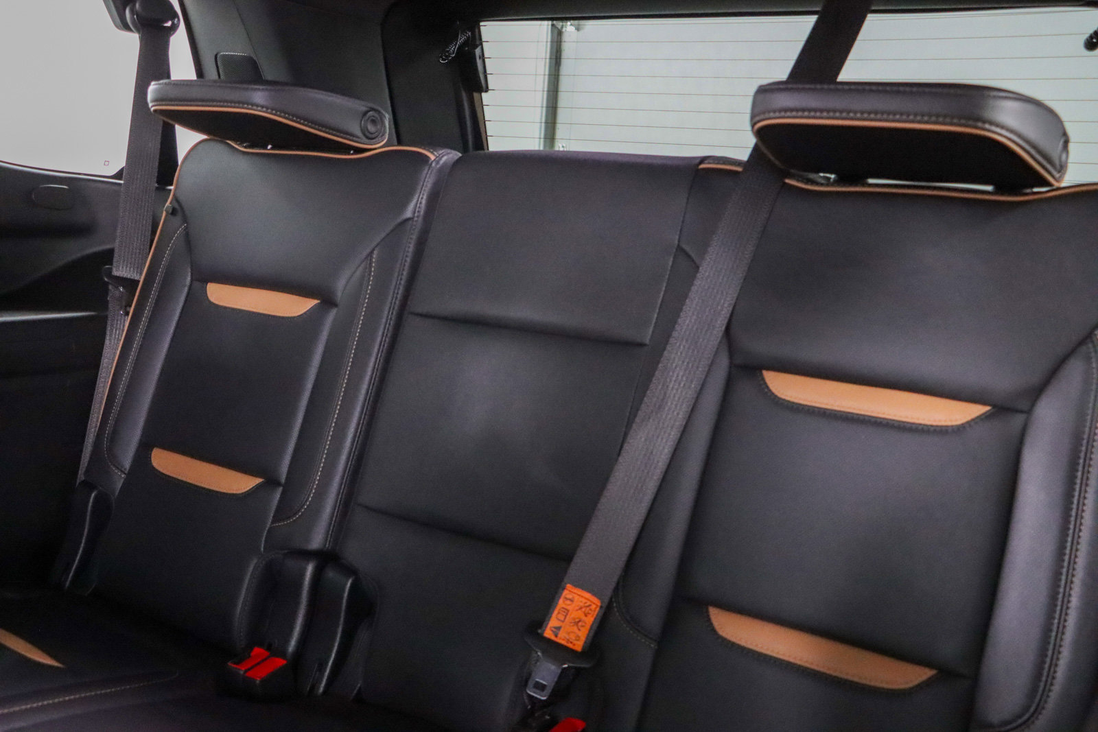 Used 2024 GMC Yukon AT4 w/ Max Trailering Package image 29