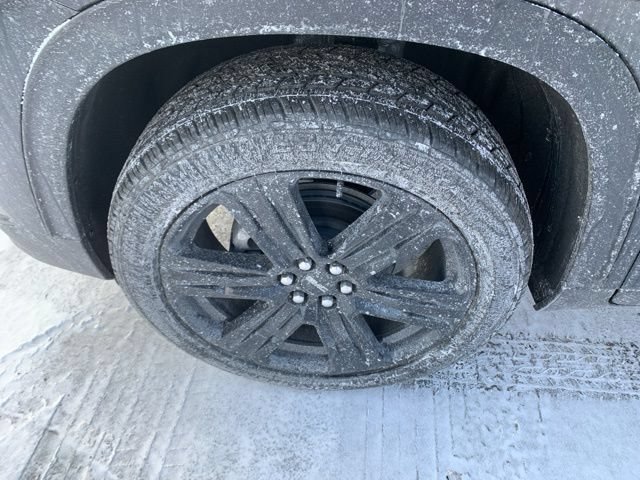 New 2026 GMC Acadia Elevation w/ Black Edition FWD image 13