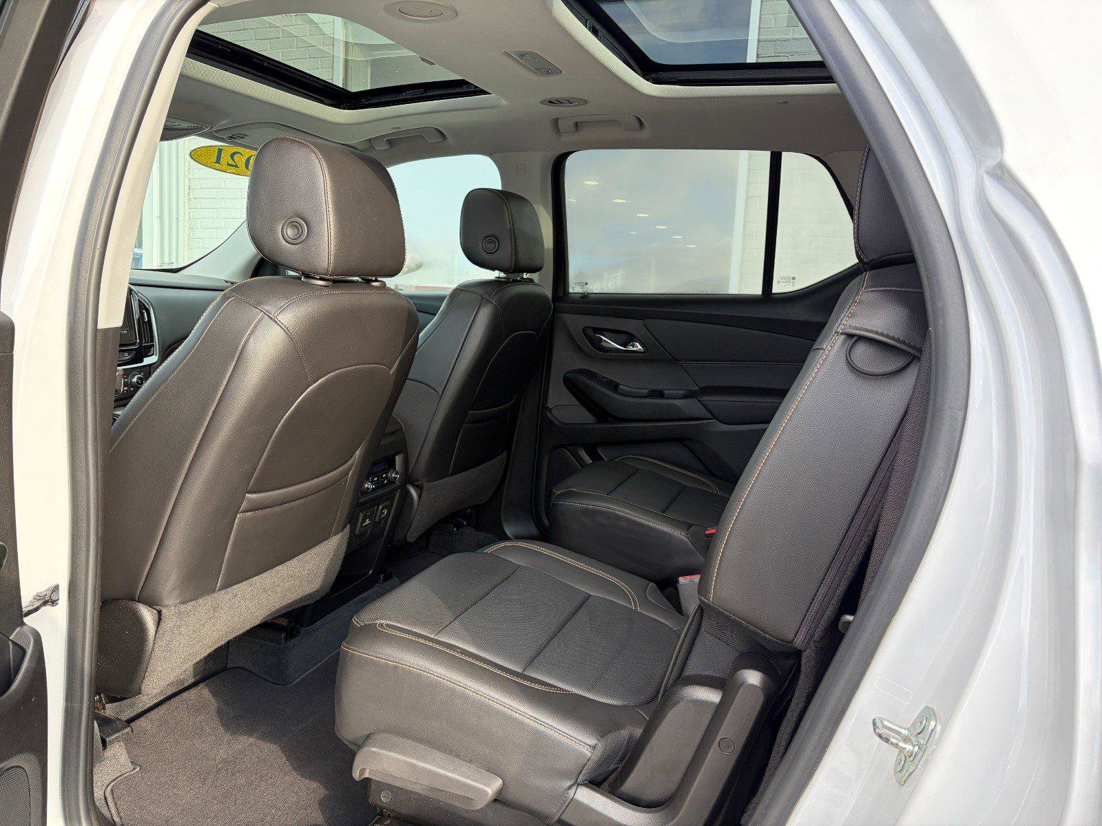 Used 2021 Chevrolet Traverse Premier image 22