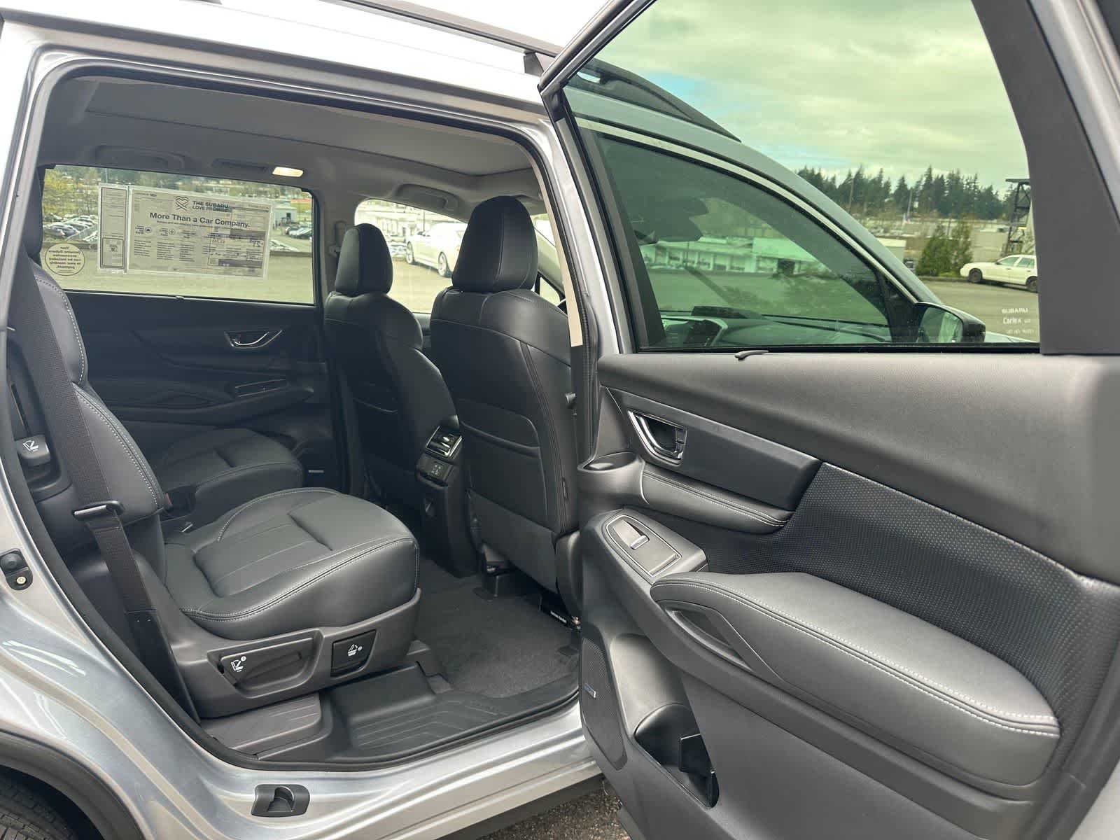 New 2026 Subaru Ascent Limited AWD/4WD image 15