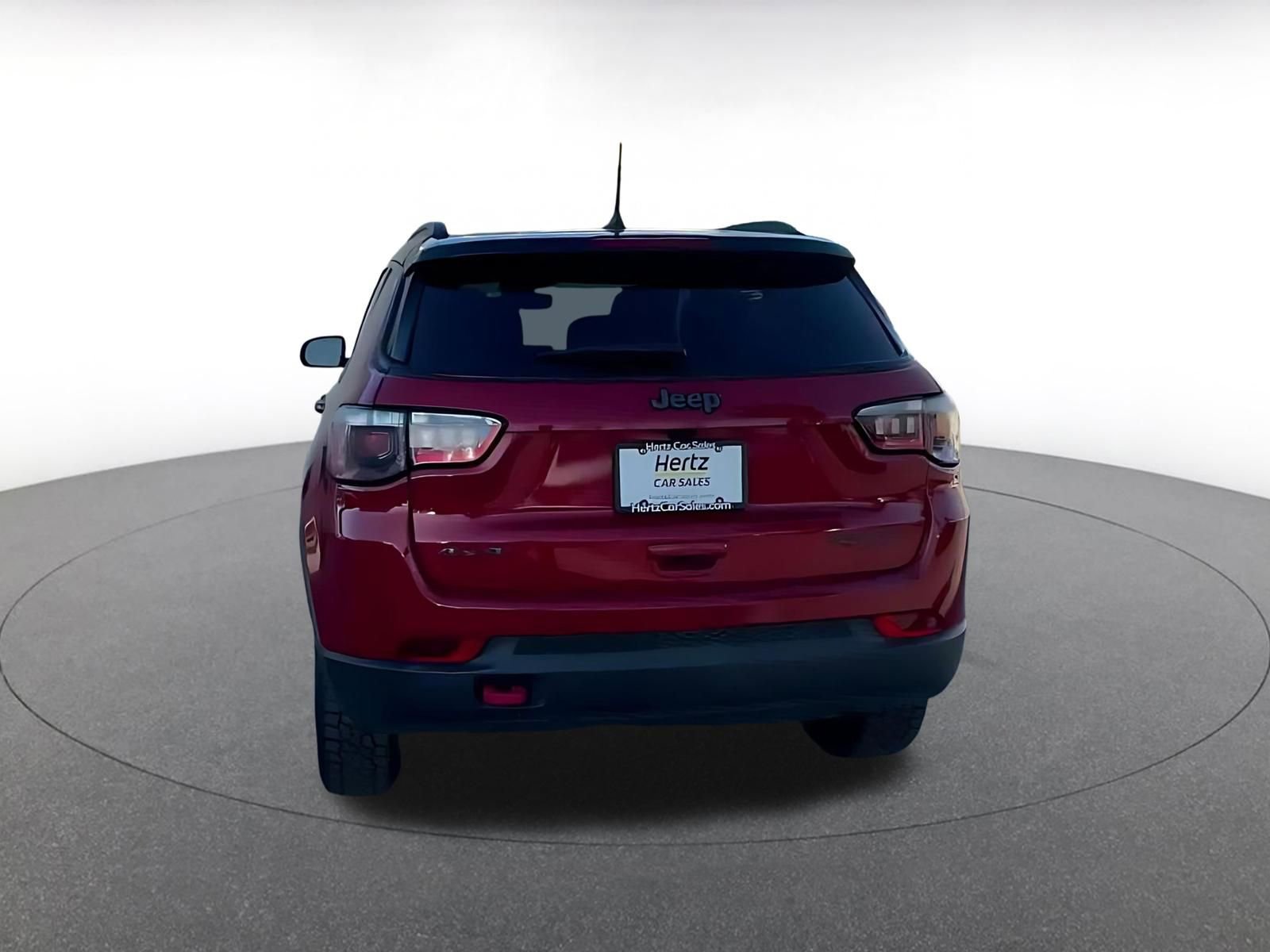 Used 2025 Jeep Compass Trailhawk AWD/4WD image 11