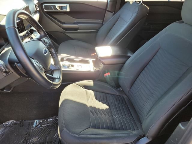 Used 2020 Ford Explorer XLT image 17