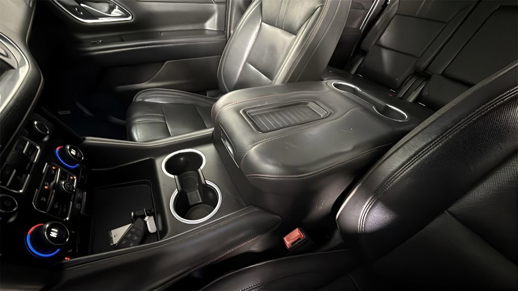 Used 2021 Chevrolet Suburban RST image 24