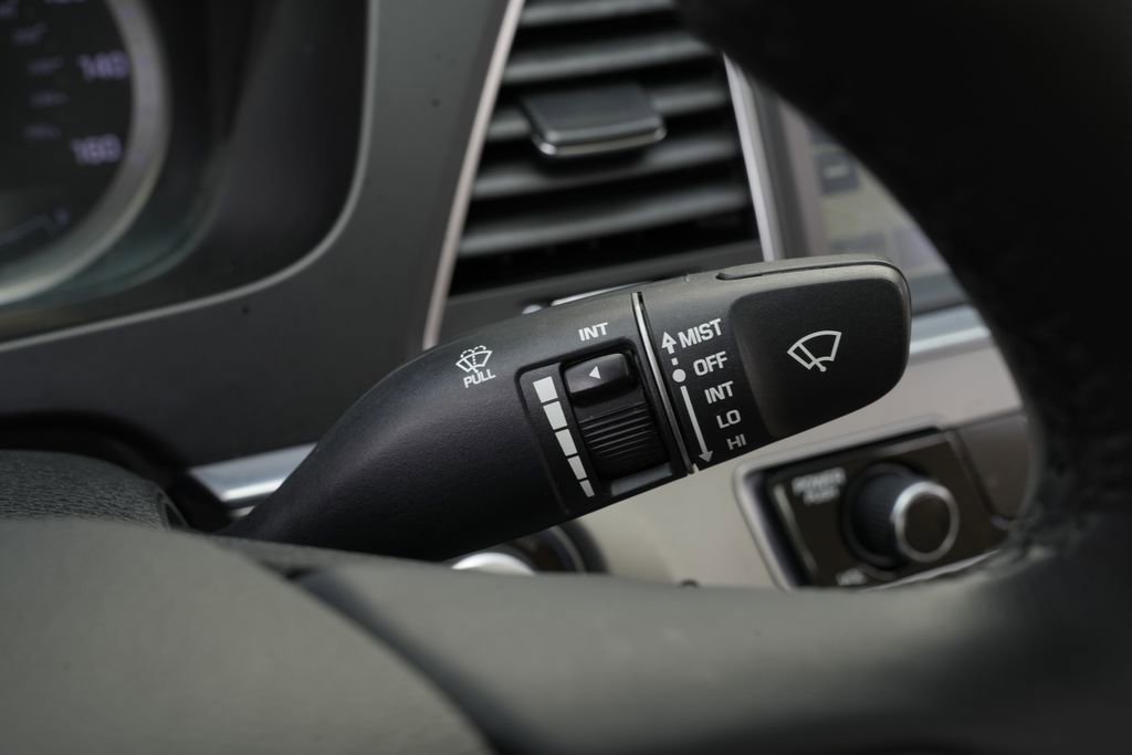 Used 2017 Hyundai Sonata Limited w/ Tech Package 03 image 51