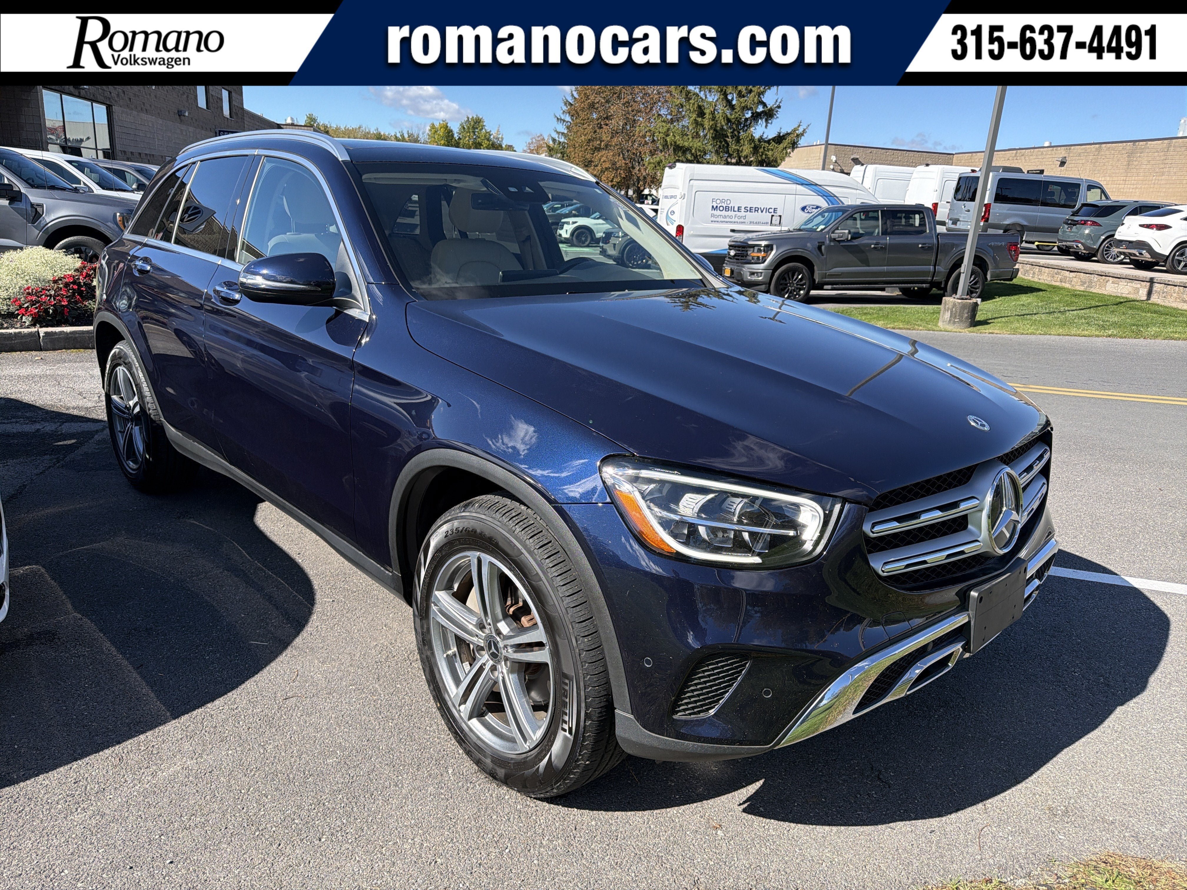 Used 2021 Mercedes-Benz GLC 300 4MATIC image 1