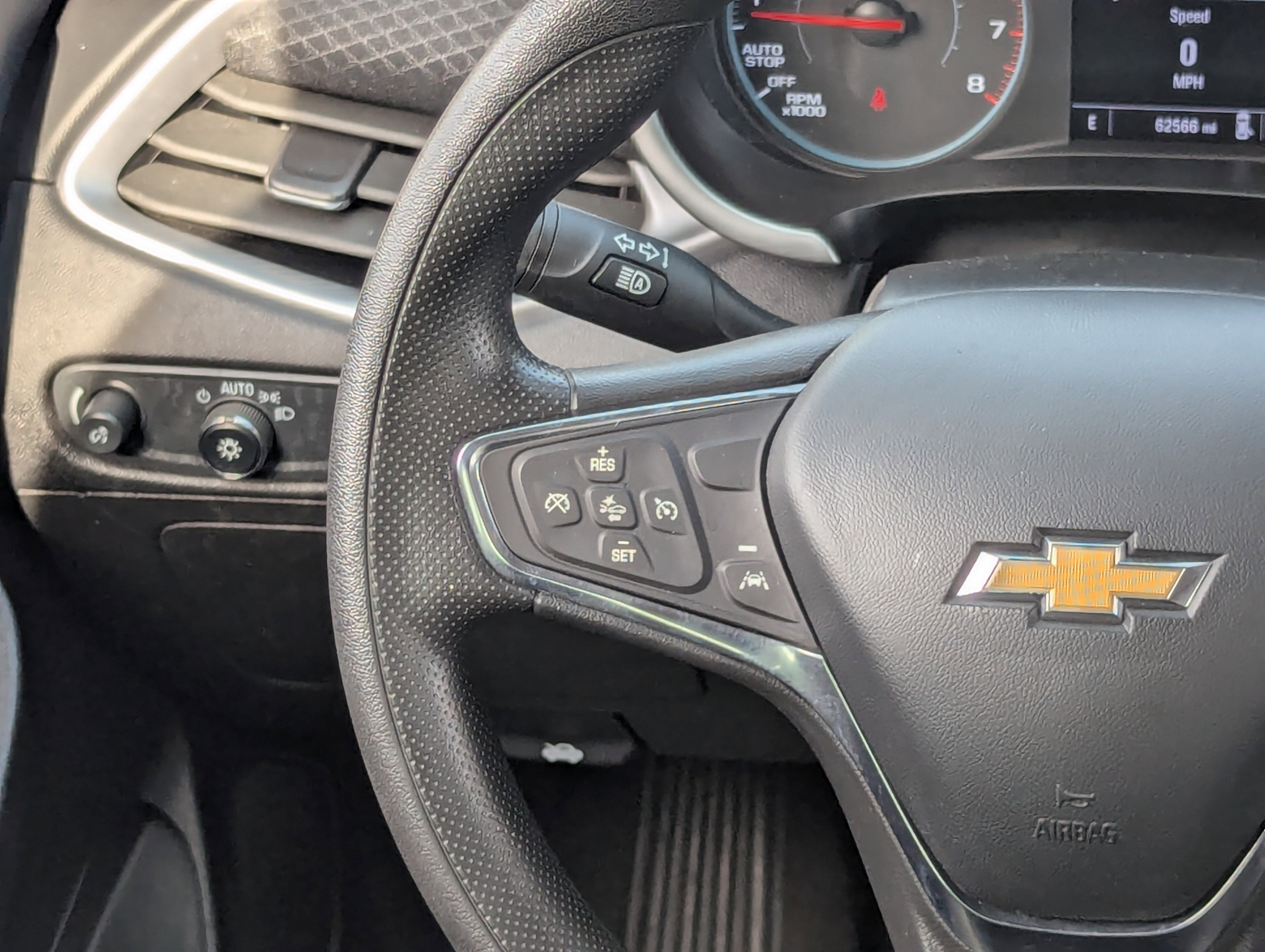 Used 2023 Chevrolet Malibu LT image 17