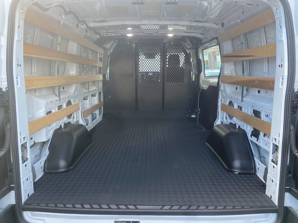 Used 2024 Ford Transit 250 Low Roof w/ Exterior Upgrade Package image 24